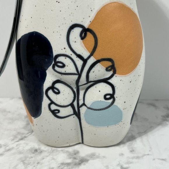 Female Form Body Ceramic Bud Vase Handmade White Floral Abstract Butt Booty Bust - Picture 16 of 17
